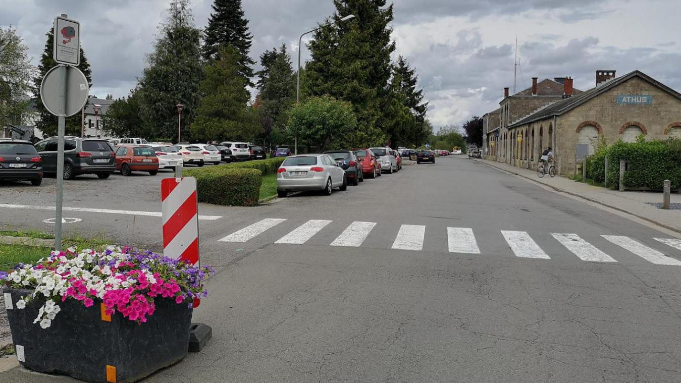 Le parking de la gare peut accueillir 250 véhicules et va être aménagé dès cette année. (Photo: Marc Durant/La Meuse Luxembourg)