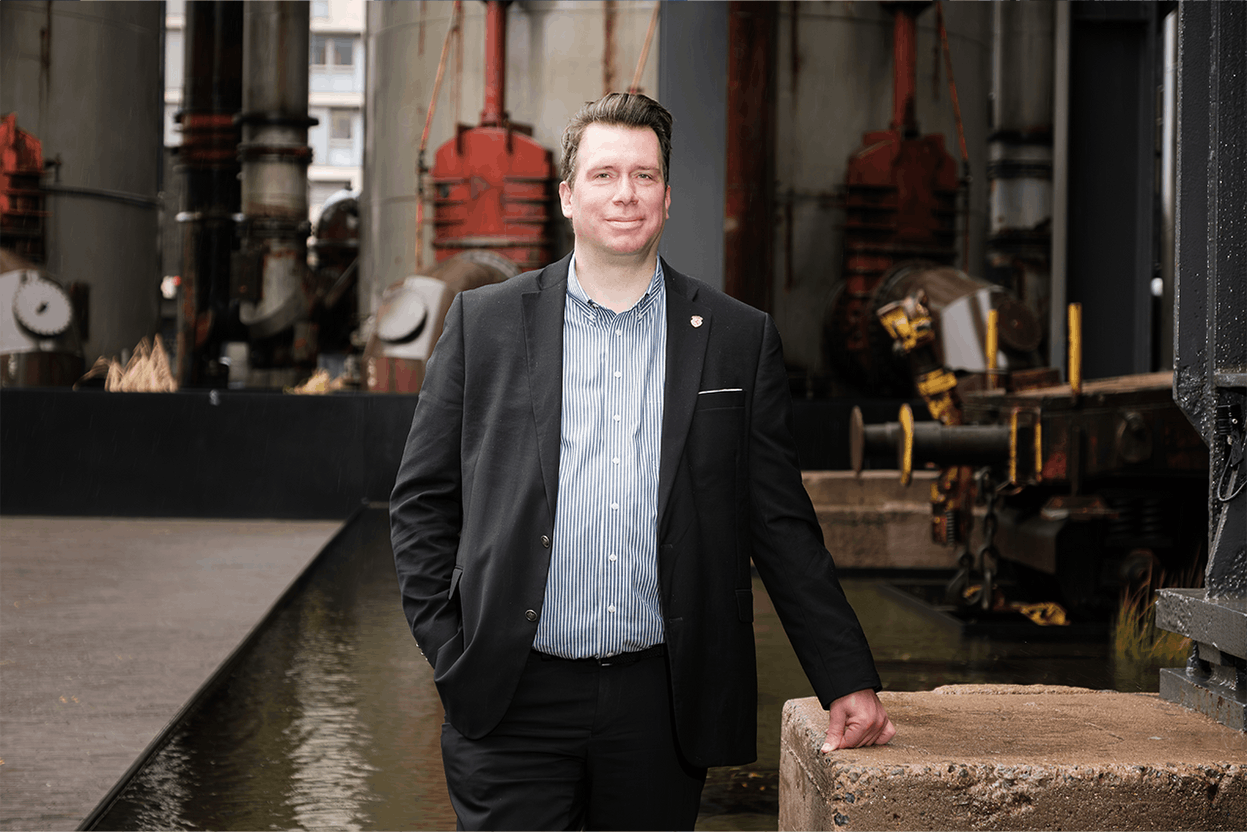 Between industrial heritage and new technologies, Daniel Meyer, Country Director of Fujitsu Luxembourg, champions a digital transformation guided by concrete needs. Photo: Patricia Pitsch (Paperjam)