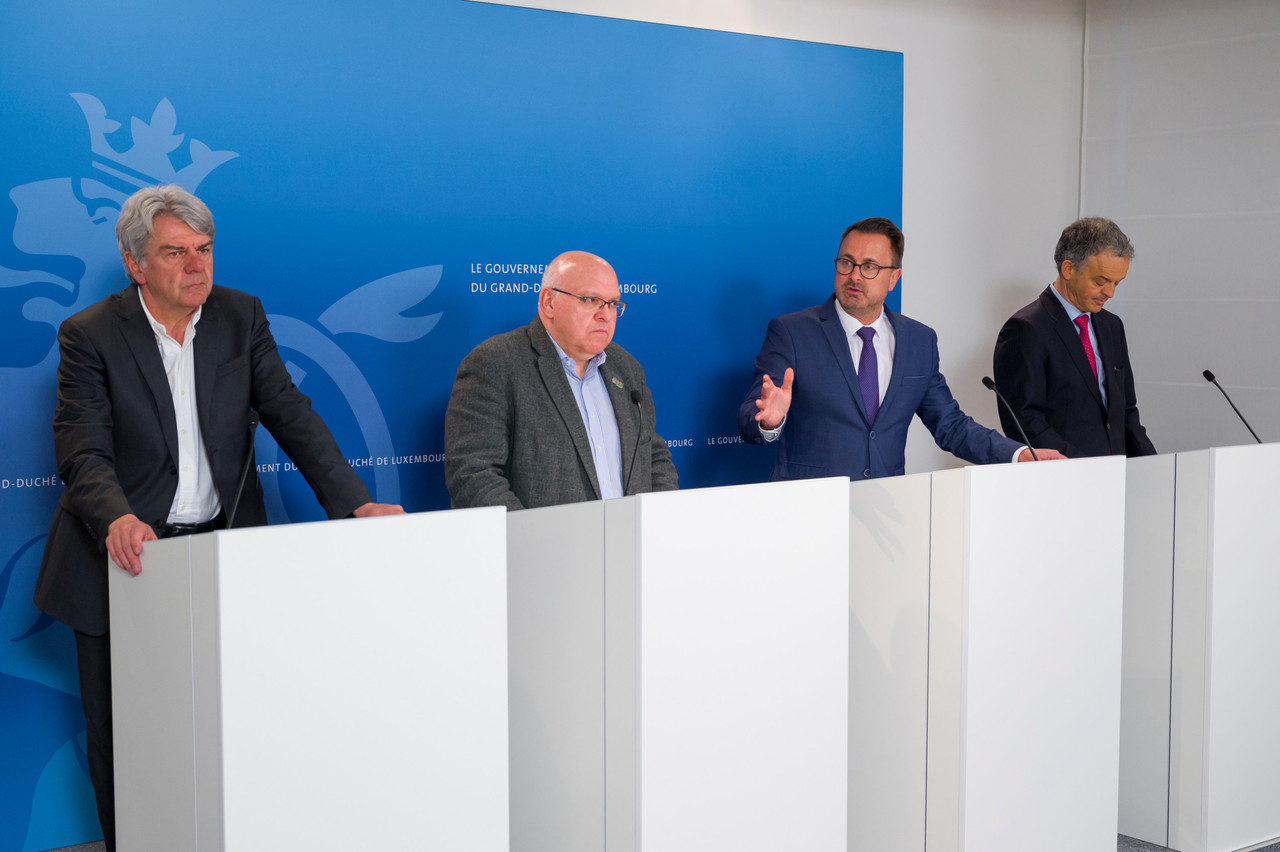 «Nous sommes quatre sur cinq, j’aurais préféré cinq sur cinq», a admis le Premier ministre, Xavier Bettel (DP), lors de la présentation de l’accord à 830 millions d’euros signé par les syndicats, le patronat et le gouvernement – mais sans l’OGBL. (Photo: SIP/Jean-Christophe Verhaegen)