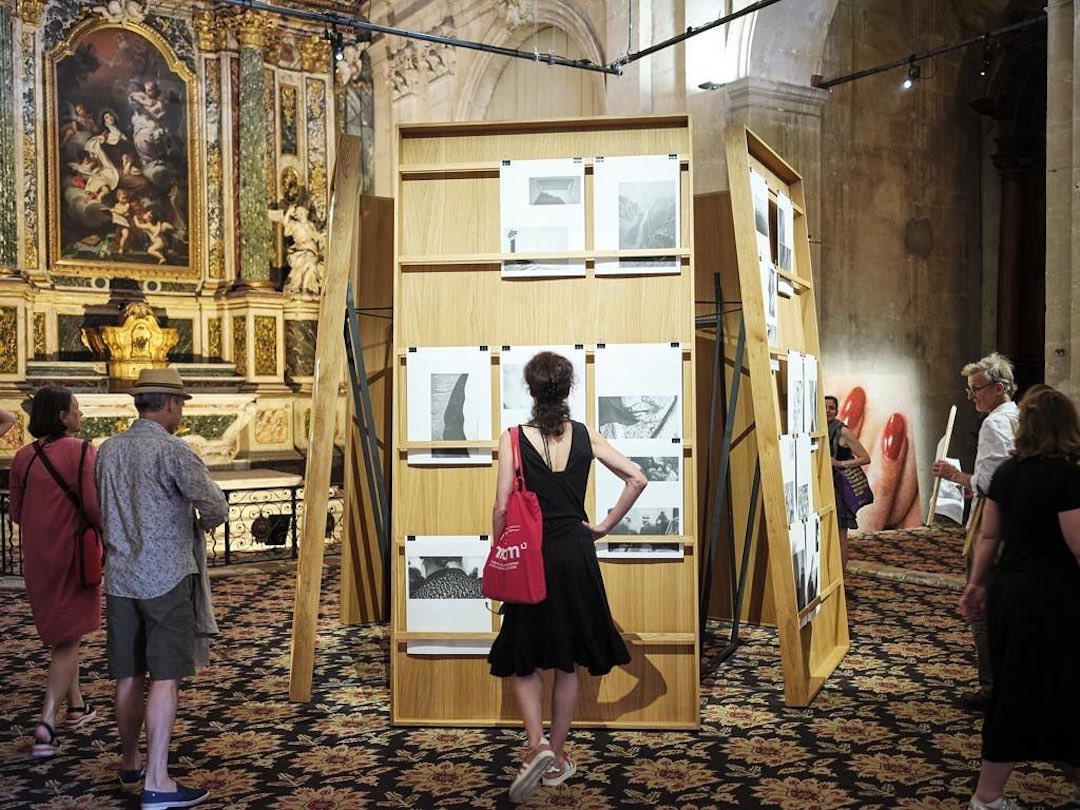 Claudia Passeri, «Aedicula», 2019. Vue de l’installation à la Chapelle de la Charité (Arles). Commissariat: Danielle Igniti.  (Photo: Romain Girtgen / CNA)
