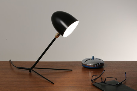 La lampe Cocotte apporte une touche de caractère au home office. (Photo: Éditions Serge Mouille)