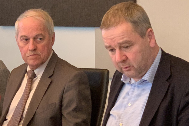 Pierre Mellina et Michel Wolter ont présenté la troisième phase d’aide dans leurs communes de Pétange et Käerjeng. Même s’il faudra attendre que les façades et maisons soient retapées au printemps.  (Photo: Paperjam)