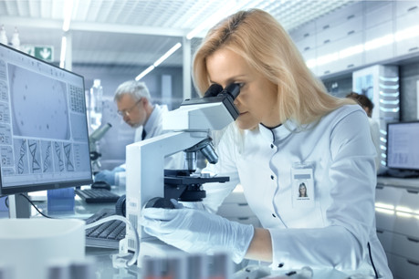 33 articles scientifiques auraient été supprimés au 31 juillet 2020, dont 19 d’instituts asiatiques, selon Katrina Bramstedt. (Photo: Shutterstock)