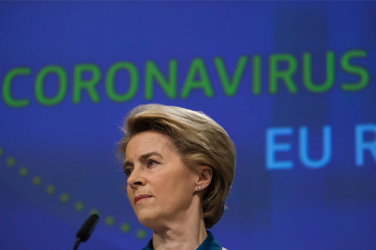 Ursula von der Leyen a convaincu les 27 États membres de contrôler les exportations de vaccins, une question qui divisait. (Photo: Shutterstock)