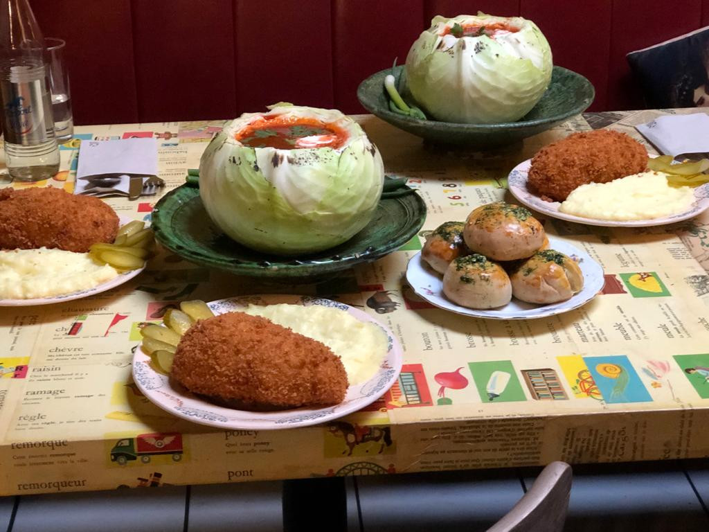 Ukrainian dishes from the first set of try-outs. Marianne Donven says the restaurant and takeaway shop in Limpertsberg will start selling traditional Ukrainian meals from 19 April. Chiche! 