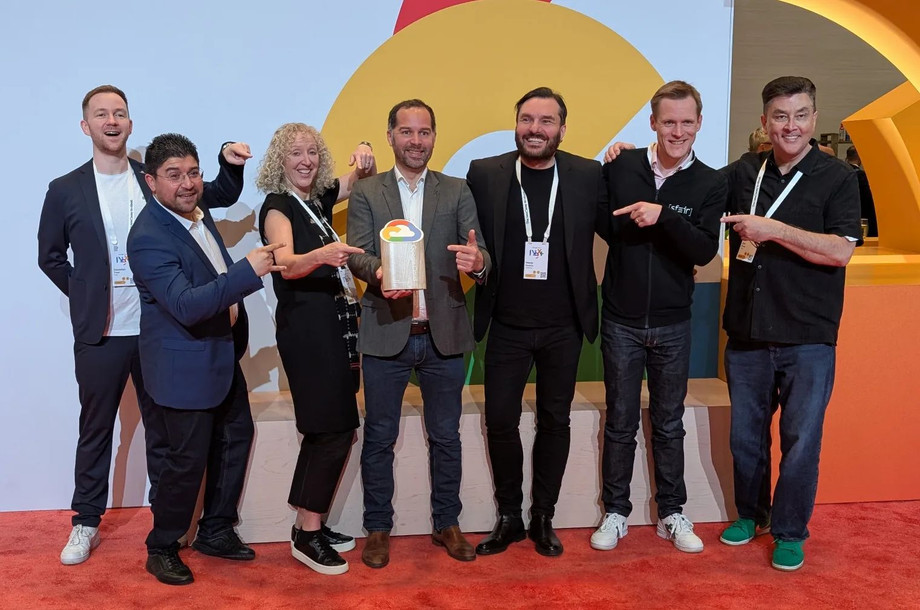 La team Sfeir sur la scène du Google Cloud Next 2025 à Las Vegas. (Photo: Sfeir)