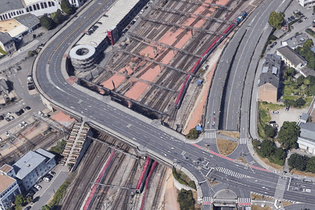 L’ouvrage, qui subit d’importants travaux, doit accueillir le tram. (Photo: Google Earth)