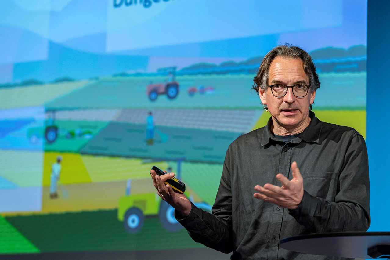 Ralf Seppelt is a mathematician who focused on environmental sciences during his doctoral research in Germany. Photo: Sebastian Wielding/University of Luxembourg