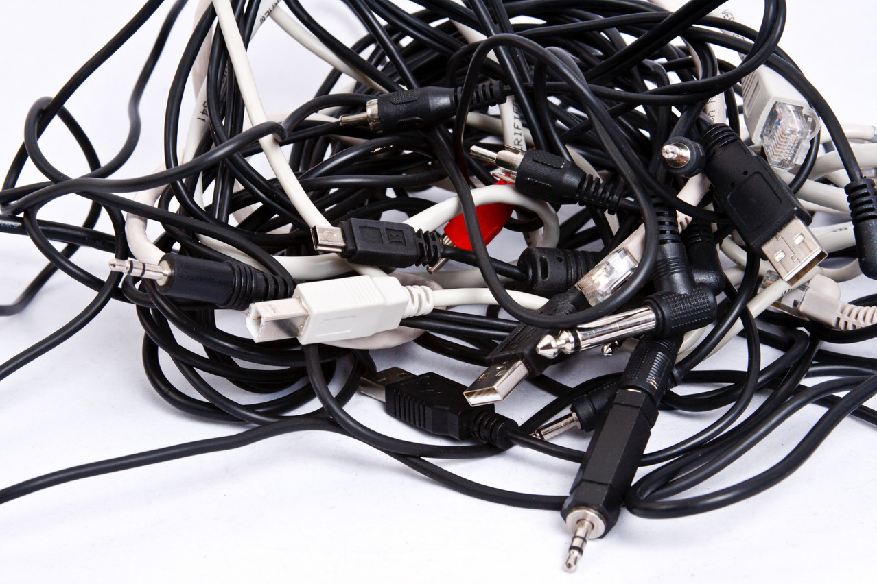 Disposed of and unused chargers amount an estimated 11,000 tonnes of e-waste, according to  the EU directive. Photo: Shutterstock.