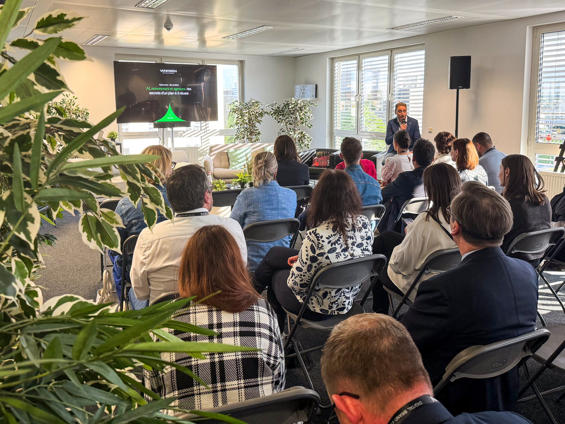 Table ronde chez Vanksen pour penser l’avenir du marketing à l’ère de l’intelligence artificielle. (Photo: Vanksen)