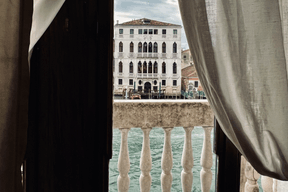 Venice with a difference: the exclusive Biennale tour (Photo: Continents Insolites)