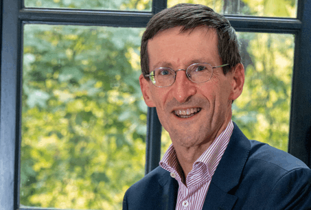«Gentiment positif»: voilà comment Étienne de Callataÿ, économiste et chief economist d’Orcadia Asset Management, qualifie son scénario macroéconomique pour 2021. (Photo: Orcadia Asset Management)