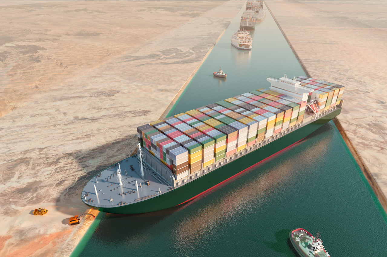Le canal de suez en voie de d blocage paperjam news