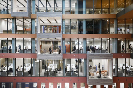 Les open spaces, comme ceux conçus par Lonsdale pour Ferrero, devront-ils évoluer? (Photo: Jacques Giral/archives)