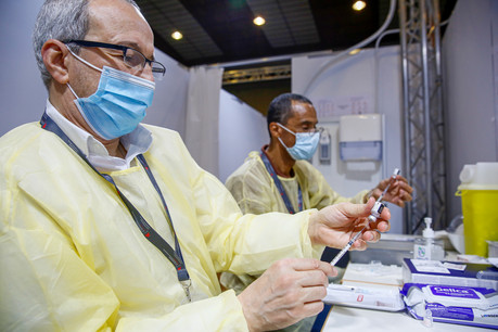 L’entreprise de matériel médical Medirel Medtech est confiante quant à la livraison de 500.000 seringues au gouvernement pour accompagner la campagne de vaccination dans les temps. Un avis qui diffère dans certains hôpitaux, qui parlent de pénurie. (Photo: SIP / Julien Warnand)