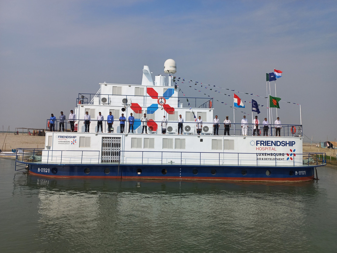 Avec le financement du Luxembourg, Friendship a développé plusieurs centres médicaux au Bangladesh, dont un bateau-hôpital. (Photo: Friendship)
