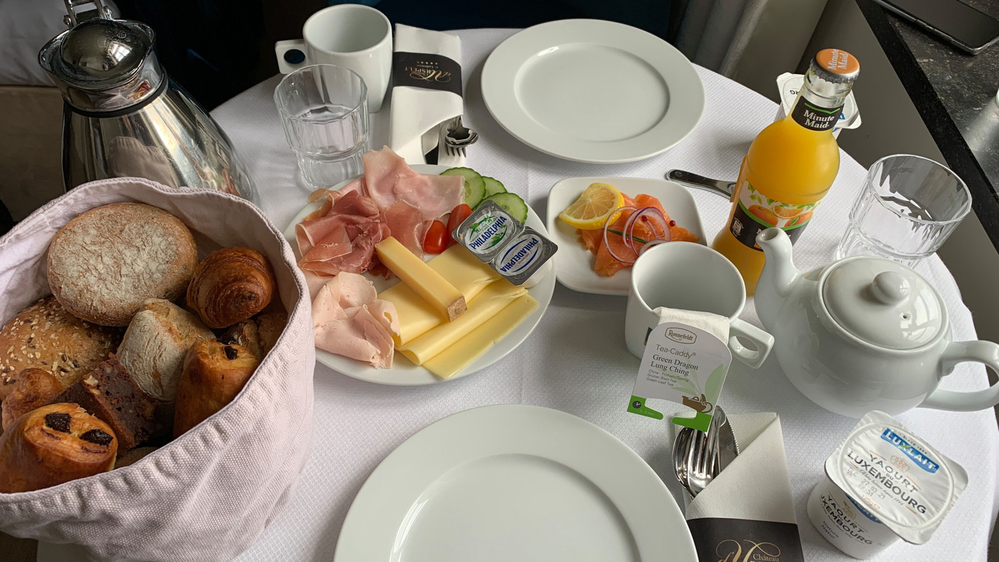 Le petit-déjeuner s’invite en chambre avec des saveurs sucrées et salées. (Photo: Maison Moderne)