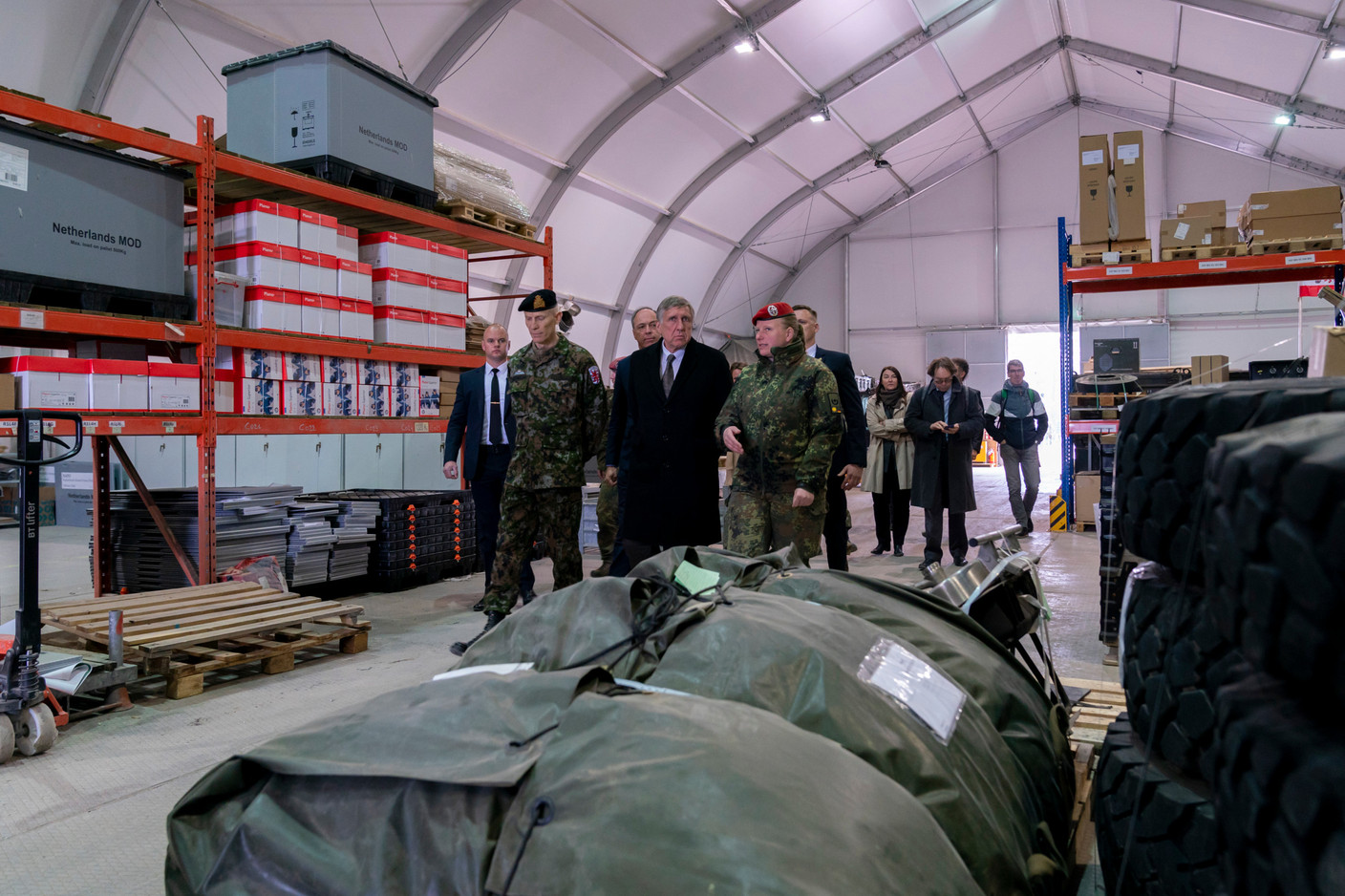 François Bausch, accompanied by a Luxembourg delegation, visited the military base in Rukla, Lithuania. (Photo: Emmanuel Claude/SIP)