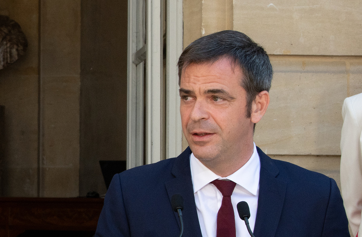 Le ministre français de la Santé, Olivier Véran, sera en Moselle ce vendredi pour aviser de la situation. (Photo: Shutterstock)