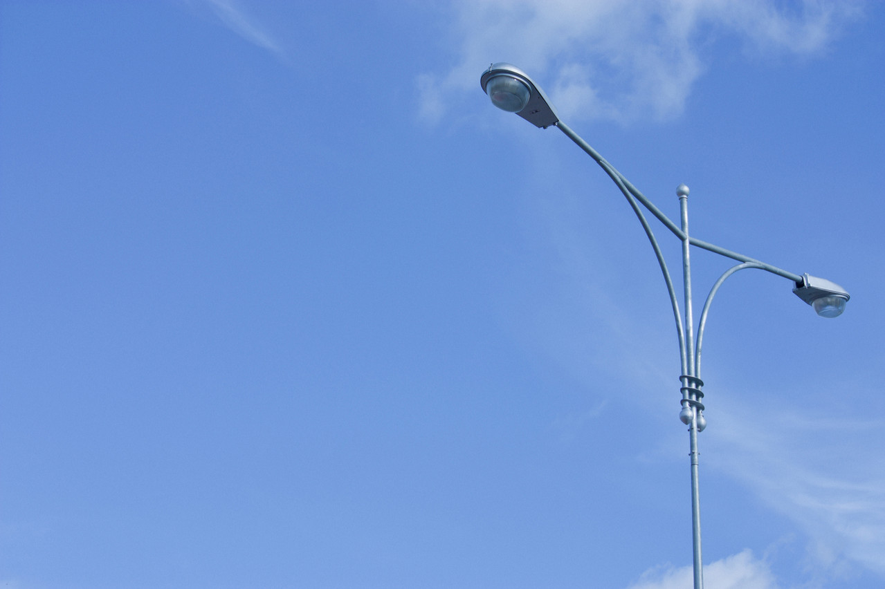 Des travaux de démontage de l’éclairage public auront lieu sur les autoroutes A1 et A13. (Photo: Shutterstock)
