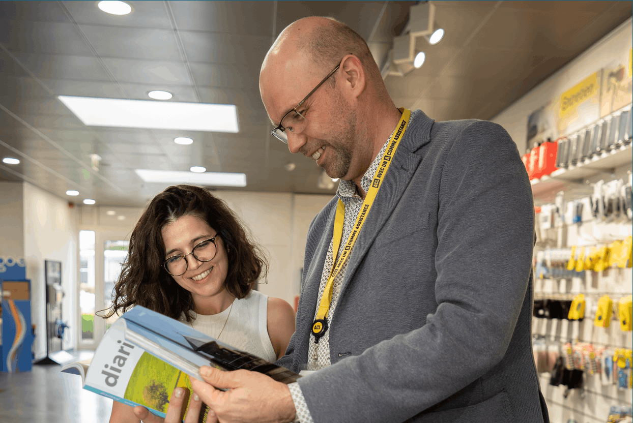 Nos experts sont là pour vous aider à répondre à toutes les questions que vous vous posez sur votre mobilité quotidienne. Crédits : ACL