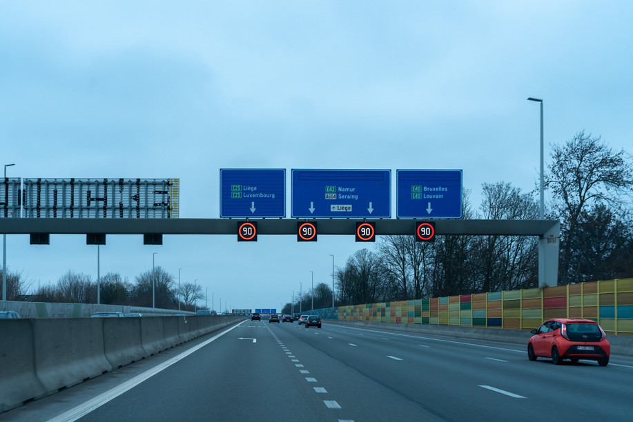The digital vignette will apply to cars, estate cars and vans weighing less than 3.5 tonnes, whether they are registered in Belgium or abroad. (Photo: Shutterstock)