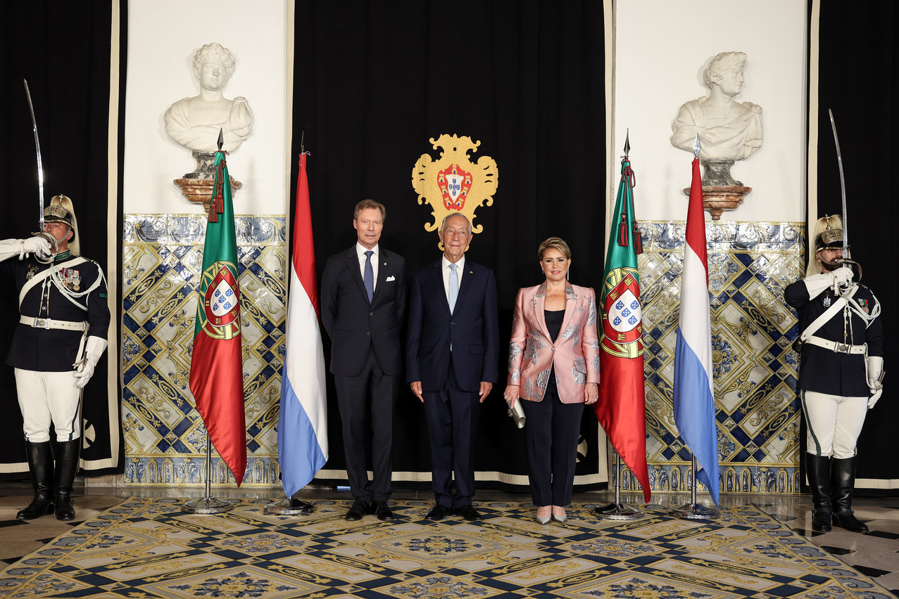 Grand Duke Henri and Grand Duchess Maria Teresa were received at the National Palace of Belém, official residence of Marcelo Rebelo de Sousa, President of the Republic of Portugal. (Photo: ©House of the Grand Duke/Sophie Margue)