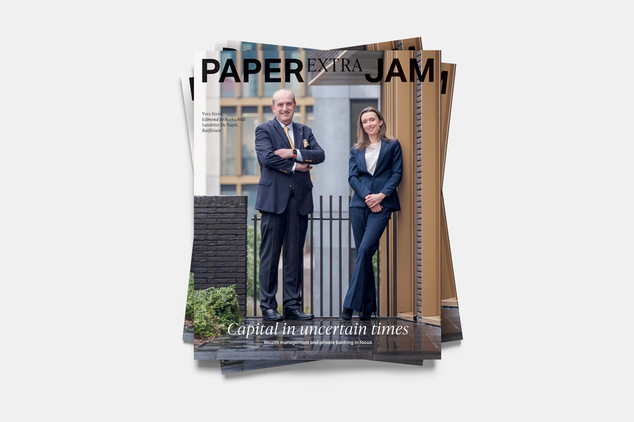 Yves Stein, CEO of Edmond de Rothschild (Europe), and Sandrine De Vuyst, member of Raiffeisen’s executive committee, on the cover of Paperjam’s new Wealth Management & Private Banking supplement. (Photo: Paperjam)