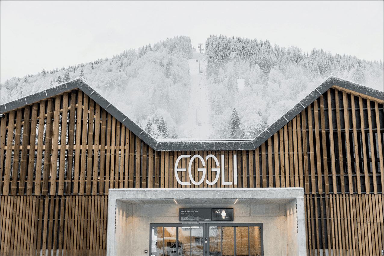 The newly opened Eggli Lounge is waiting for you (Photo :   Destination Gstaad / Melanie Uhkoetter )