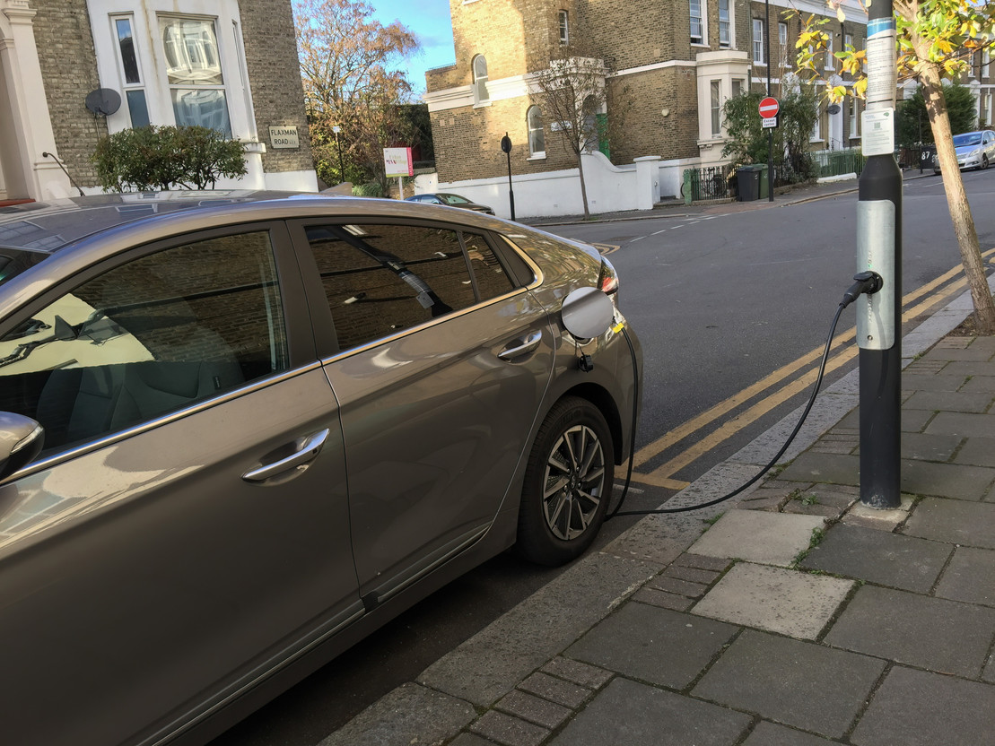 In London, cars can be plugged into charging points built into public streetlights. Photo: Shutterstock