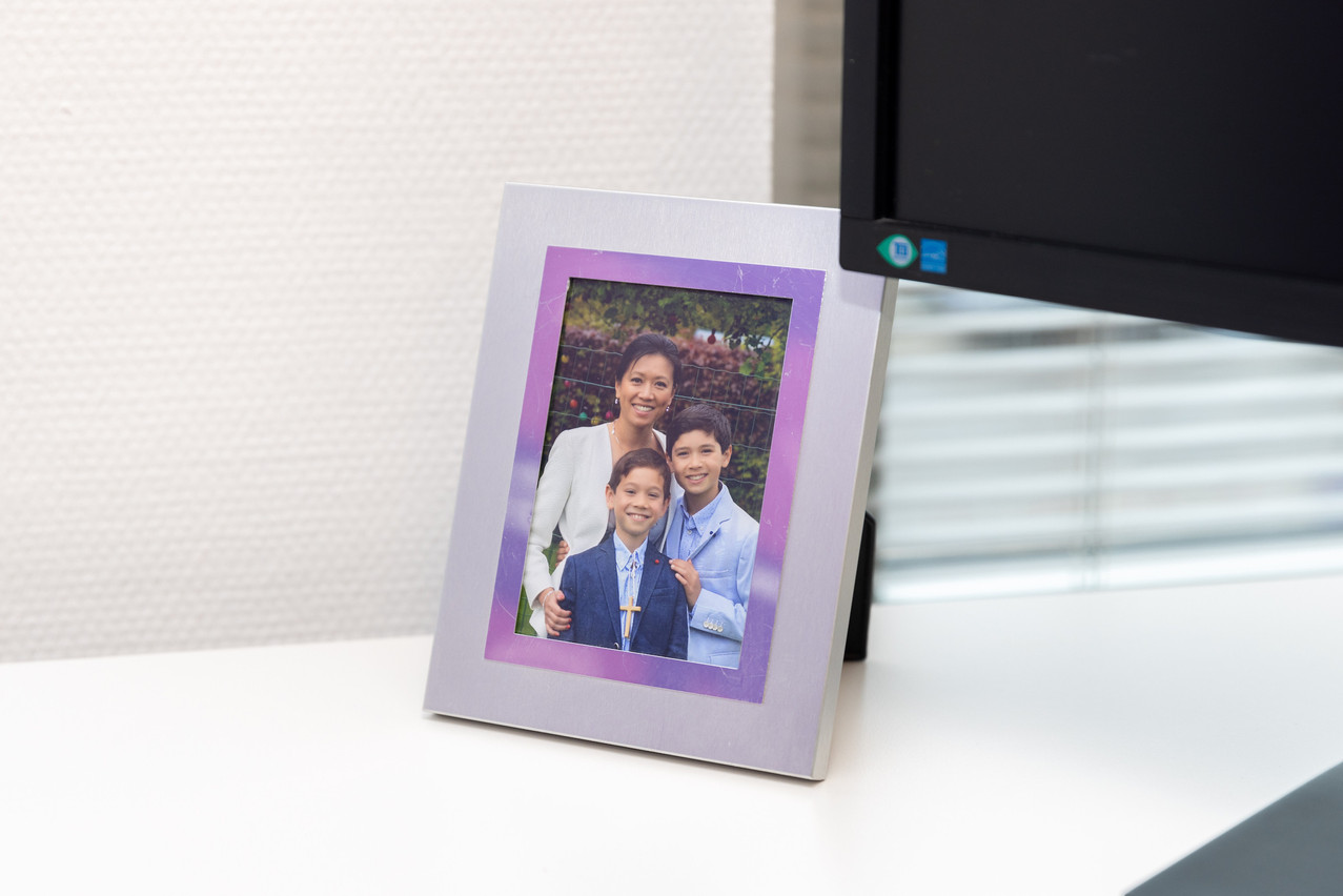 Gavray keeps a photo of his family on his desk. Photo: Romain Gamba/Maison Moderne