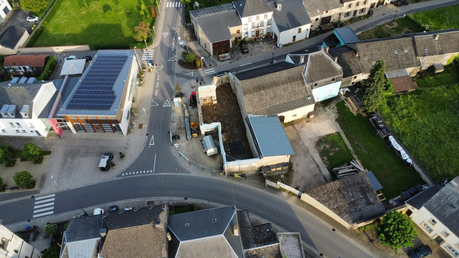 Aerial view of the site in Ellange.  Photo: Belvedere Architecture