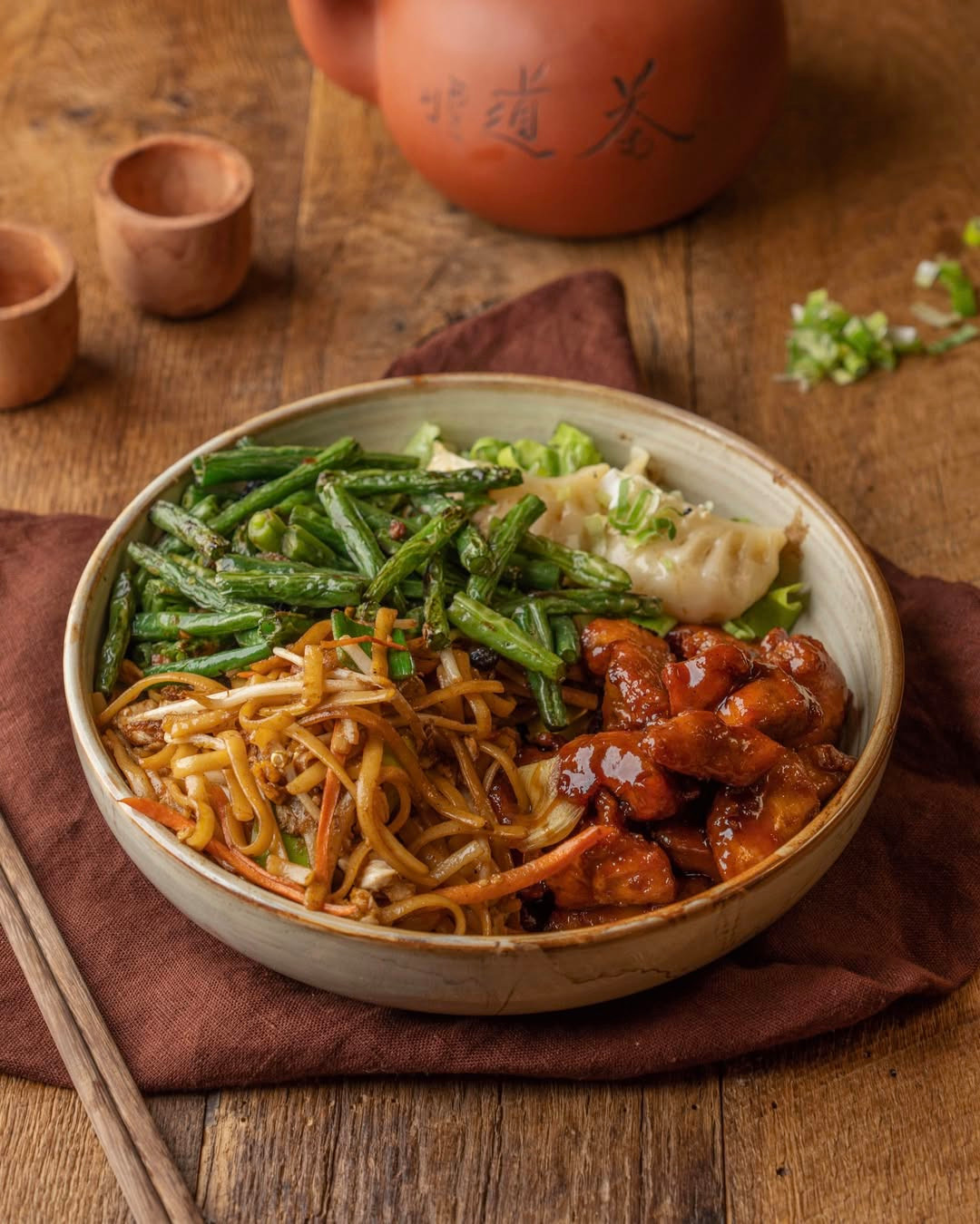 A cosy, modern setting and traditional family cuisine with authentic flavours: your taste buds won’t be able to resist. Photo: Laotse