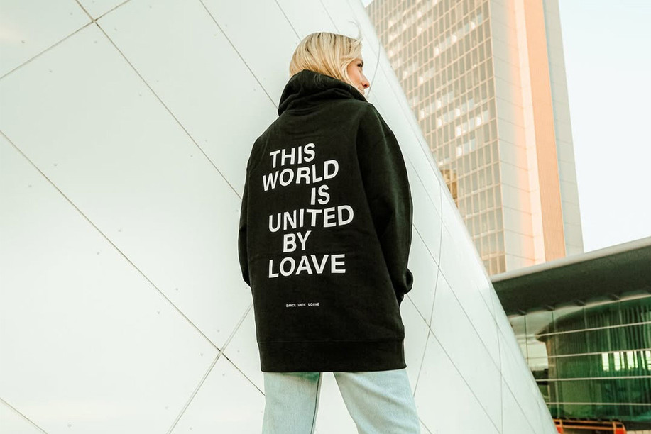 At Nerds, every item is designed to be worn, kept and loved. Like here, the LOA Festival merch: an example of a useful, stylish and durable product that makes a brand shine well beyond the event. Photo: LOA Festival