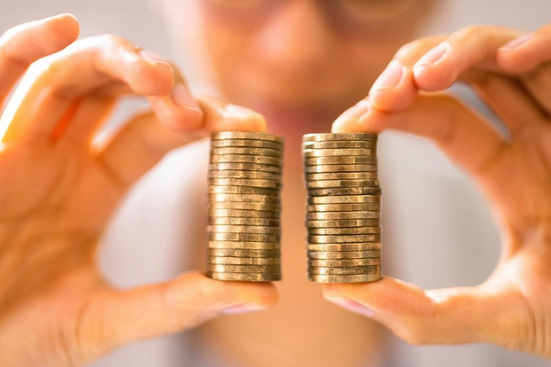 In April, the take-home pay of people who earn the minimum social wage will be almost the same as before the two indexations that are due to take place at the beginning of this year. However, their net income will have fallen compared to February and March. Photo: Shutterstock