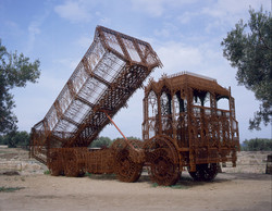 Dump Truck, 2006, acier Corten découpé au laser, présenté lors de Intersezione III en 2007, au Parc archéologique de Scolacium, Catanzaro. (Photo: wimdelvoye.be)
