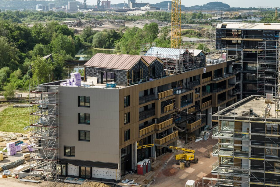Located in the Rout Lëns eco-neighbourhood in Esch-sur-Alzette, D’Haus comprises 95 homes within a timber structure manufactured at the Leko Labs factory in Foetz. (Photo: Leko Labs)