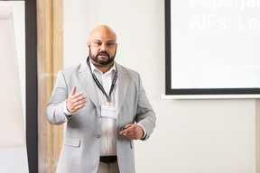 Stéphane Boutoundou (CMS Luxembourg) at the Paperjam Club’s workshop day held at Neimënster Abbey, 8 April 2025. Photo: Eva Krins/Maison Moderne