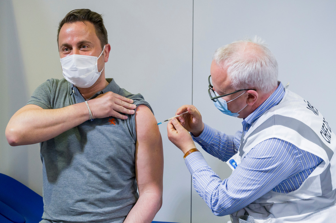 Xavier Bettel avait reçu une première dose du vaccin AstraZeneca au début du mois de mai. (Photo: SIP/Jean-Christophe Verhaegen/archives)