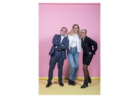 Yannis Bouguerra, Sara Ledrich and Nathalie Bourdeau (Maison Moderne). Photo: Eva Krins/Maison Moderne
