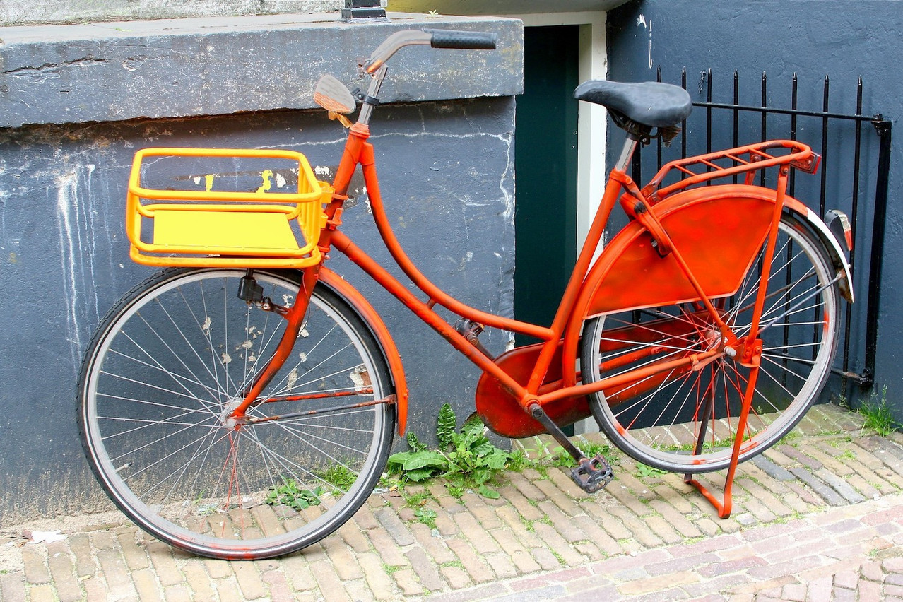 Yellow sale dutch bike